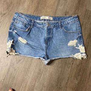 Ripped Floral Embroidery Denim Co Jeans